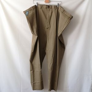 Haggar Men's NWT Classic Fit No Iron Khaki 58Wx30L